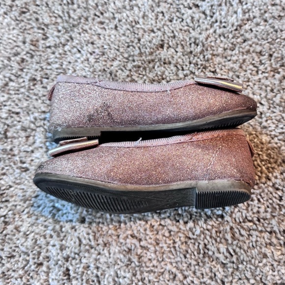 Carter's toddler girl pink glitter dress shoes slip on shoes with bow size 6 - Picture 5 of 6